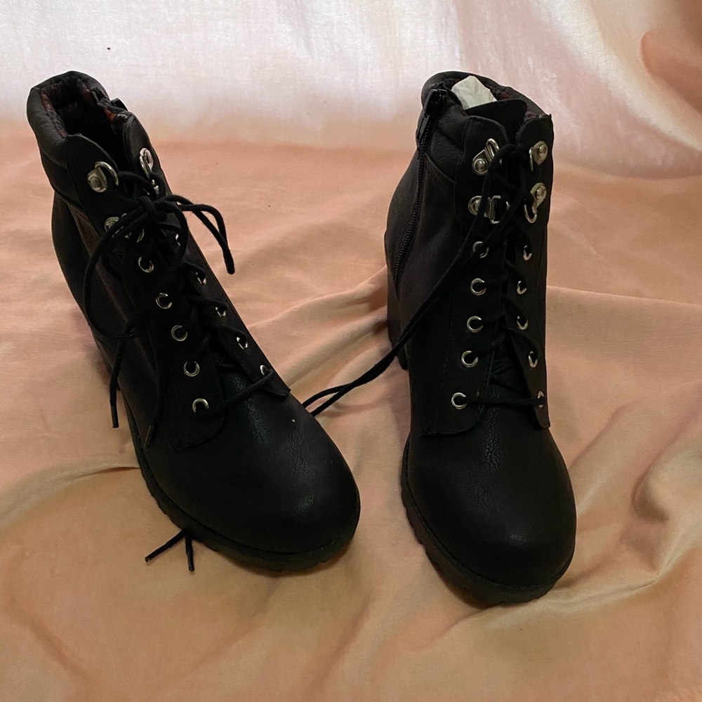 Black chunky heel boots